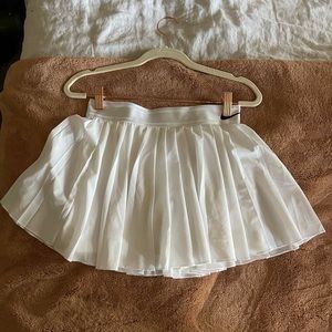 Nike white pleated tennis skirt